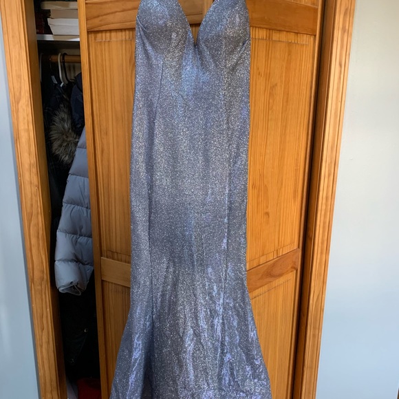 Size 6 prom dress Cinderella Devine - Picture 4 of 8